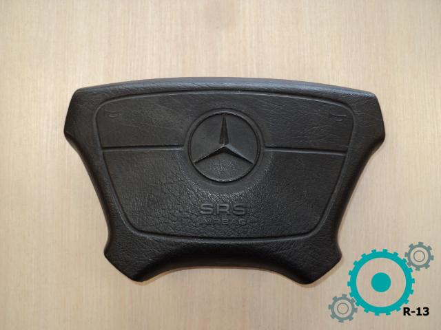 Подушка безопасности водителя (в руле) Mercedes W124 E-klasse